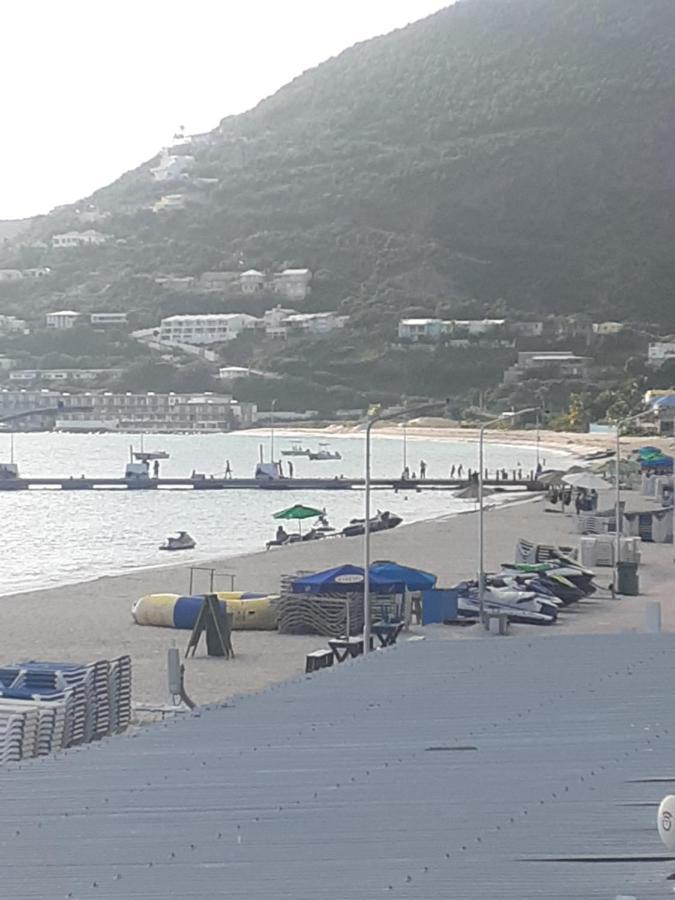 Calinago Friendly Family Sxm Bed & Breakfast ฟิลิปส์เบิร์ก ภายนอก รูปภาพ