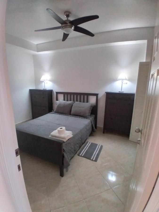Calinago Friendly Family Sxm Bed & Breakfast ฟิลิปส์เบิร์ก ภายนอก รูปภาพ